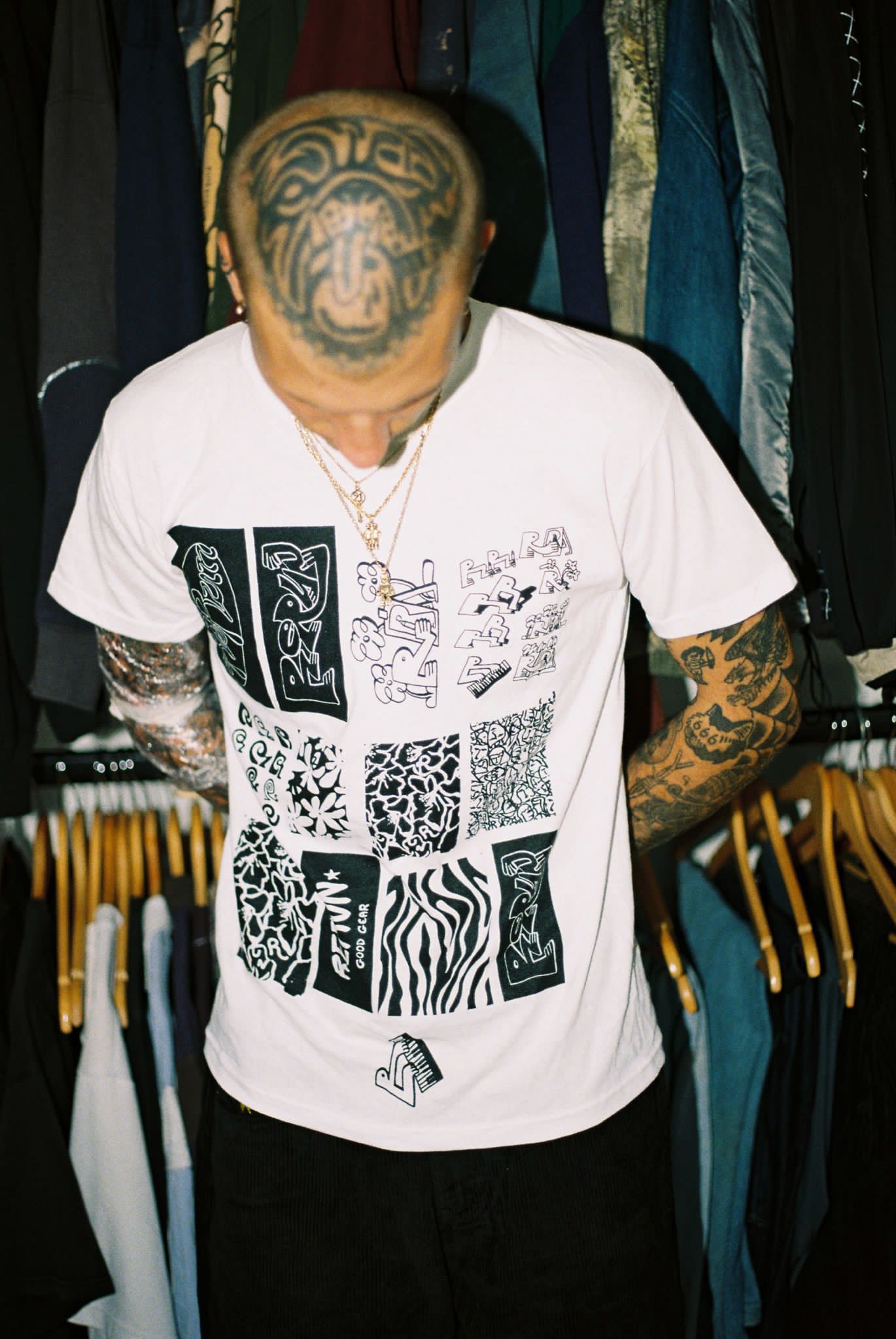 Busy T-shirt (Black)