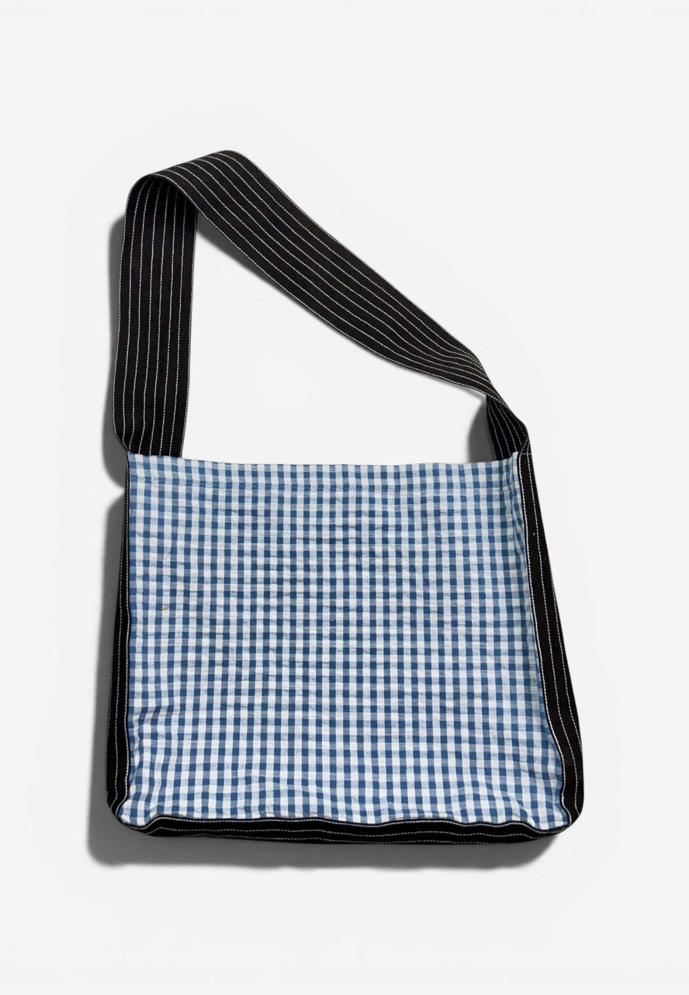 Lala Sling Bag